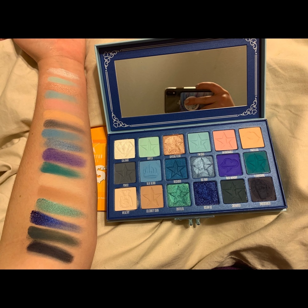 BLUE BLOOD JS
